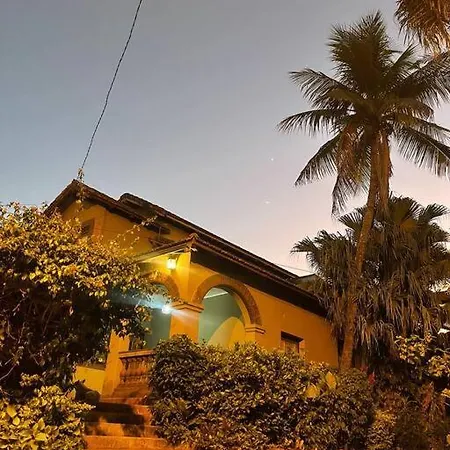 Apart El Altillo, Loft Ambientes Abiertos 6 Pax En Cataratas Pileta Compartida Puerto Iguazu Exterior photo