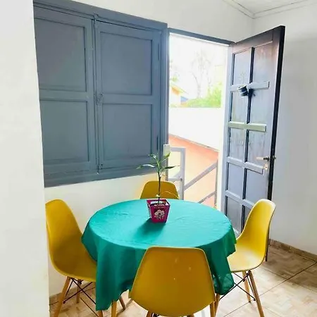 Apart El Altillo, Loft Ambientes Abiertos 6 Pax En Cataratas Pileta Compartida Puerto Iguazu Exterior photo